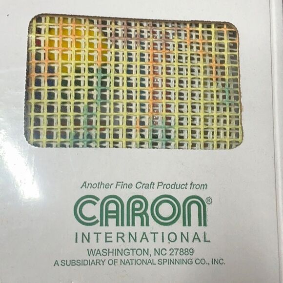 WonderArt Sunflower Latch Hook Kit - Picture 6 of 7